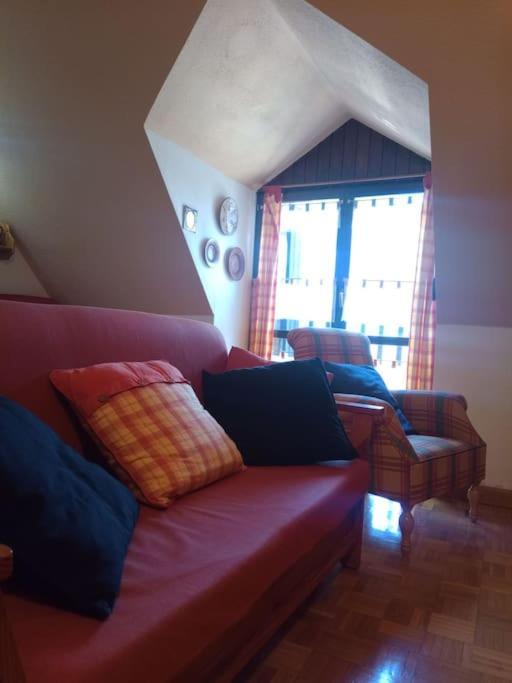 Atico En Pleno Pirineo Apartment El Pueyo de Jaca Bagian luar foto