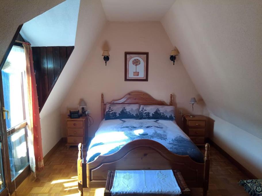 Atico En Pleno Pirineo Apartment El Pueyo de Jaca Bagian luar foto