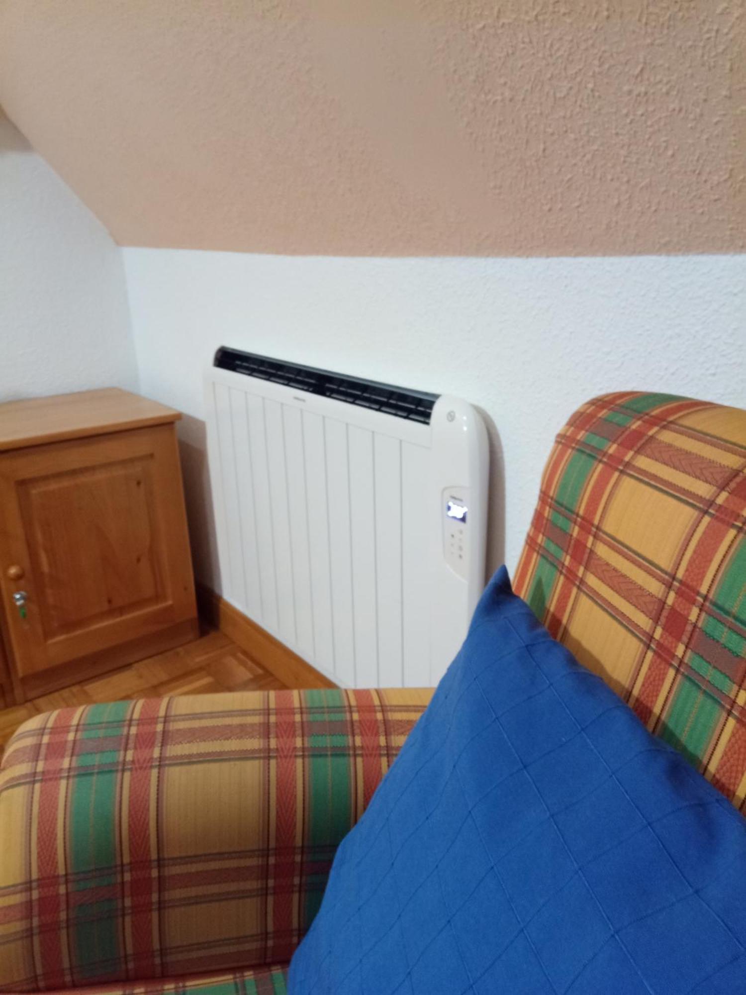 Atico En Pleno Pirineo Apartment El Pueyo de Jaca Bagian luar foto